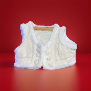 Girl's Faux Fur Lined Open Front Vest White (Levi Style Seams)